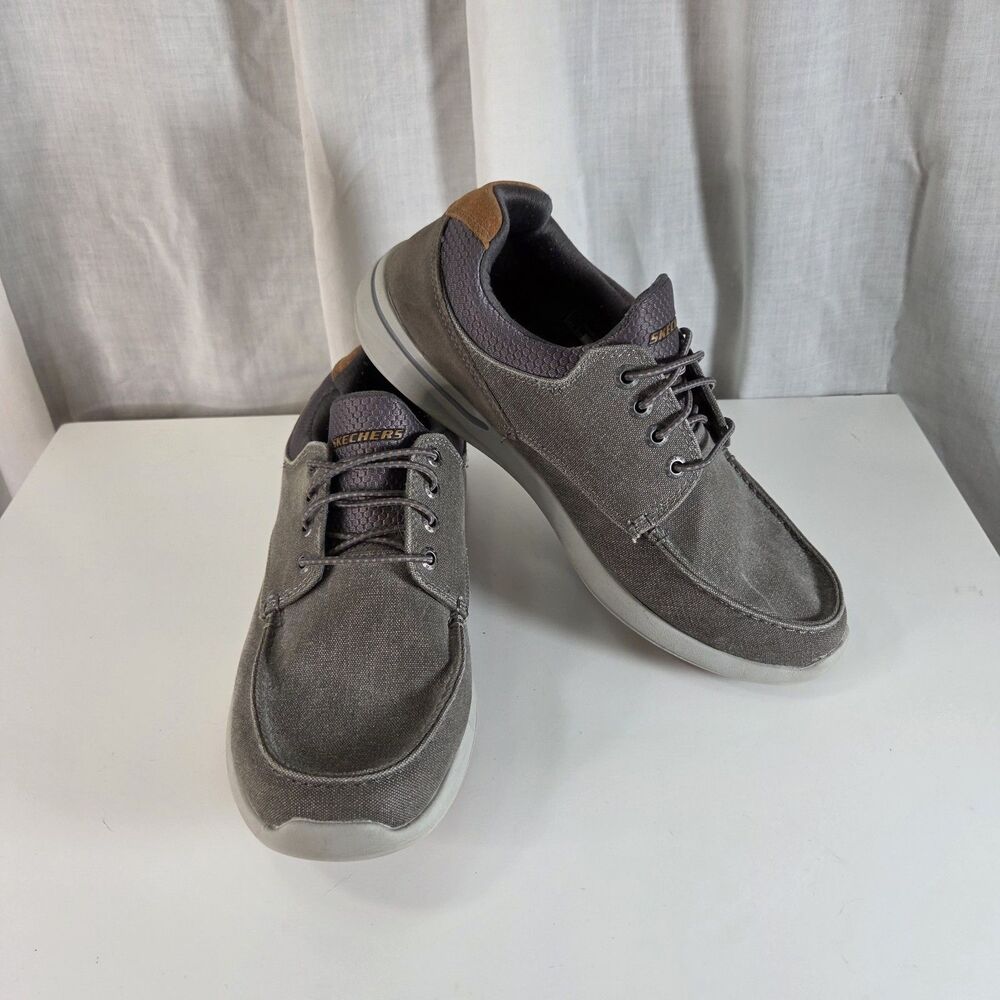 Skechers Gray Relaxed Fit Slip On Comfort Sneakers Mens Size 9.5